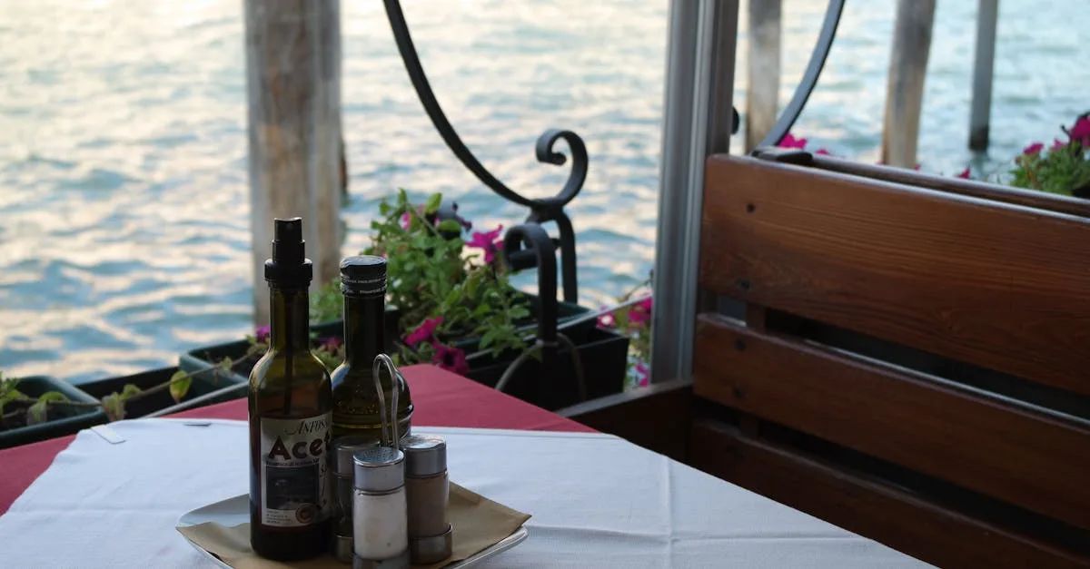découvrez les utilisations polyvalentes du vinaigre blanc, un produit naturel idéal pour le nettoyage, la cuisine et bien plus encore.