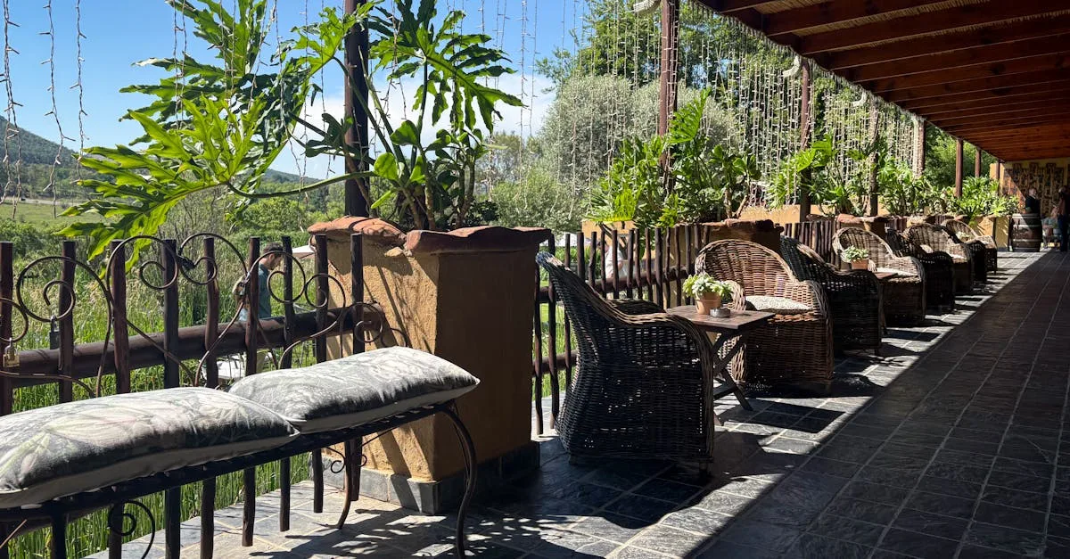 découvrez farm inn, un charmant hébergement à la ferme offrant confort et authenticité au cœur de la nature. parfait pour un séjour détente et dépaysant.