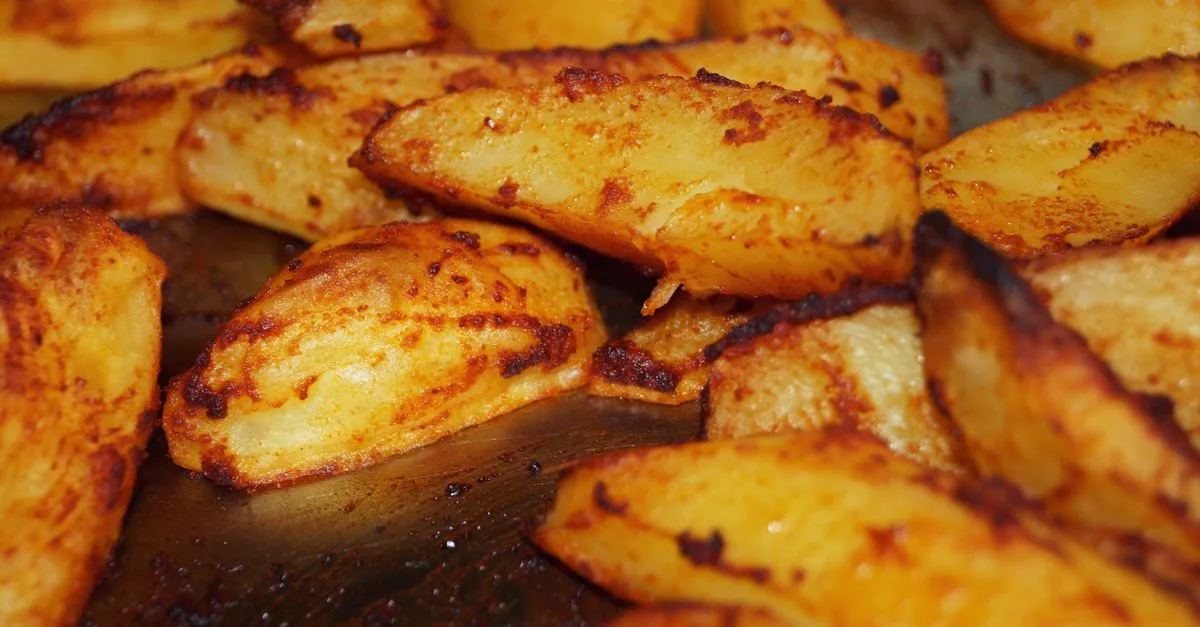 délicieuses pommes de terre croustillantes, parfaites en accompagnement ou en snack savoureux.