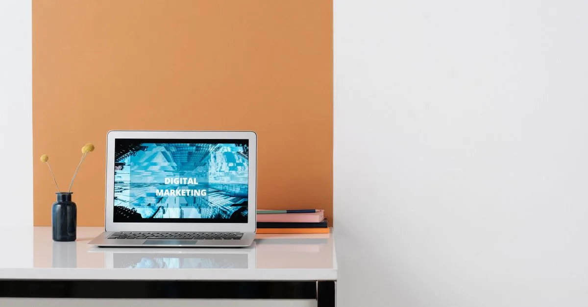 découvrez les stratégies et outils essentiels du marketing digital pour optimiser votre visibilité en ligne, attirer davantage de clients et augmenter vos ventes.