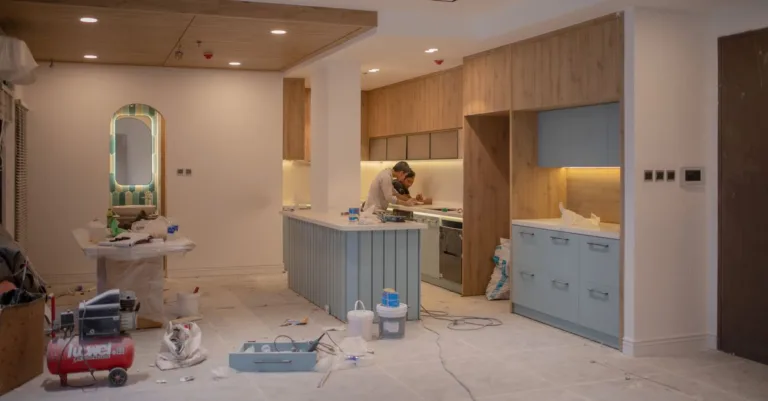 découvrez nos services de rénovation de cuisine pour transformer votre espace en un lieu moderne, fonctionnel et esthétique. faites de votre cuisine le cœur de votre maison.