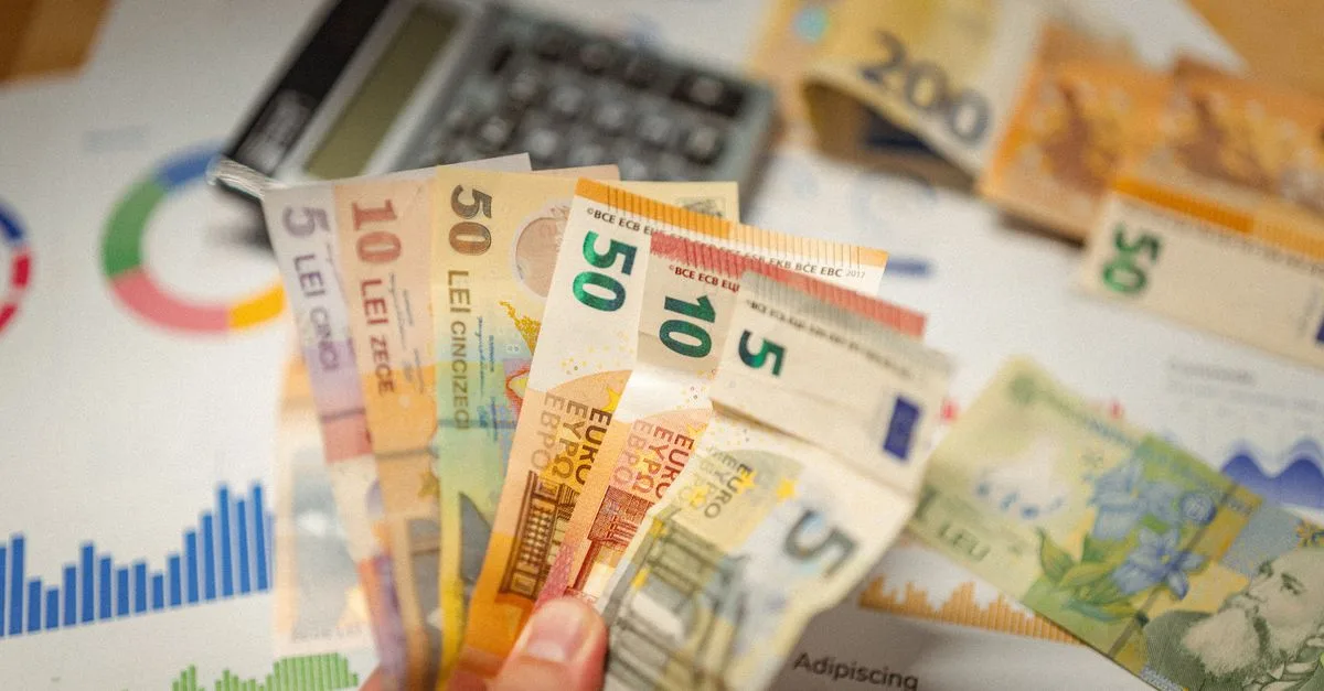 découvrez nos services financiers personnalisés pour optimiser votre gestion patrimoniale, investissements et solutions bancaires adaptées à vos besoins.