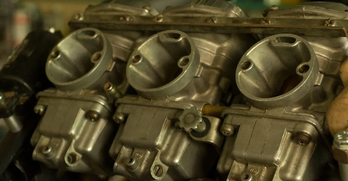 apprenez à régler votre carburateur pour optimiser les performances de votre moteur grâce à notre guide simple et détaillé.