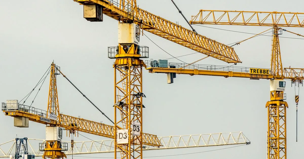 découvrez nos services spécialisés dans la gestion et la réalisation de projets de construction, alliant expertise, qualité et respect des délais.