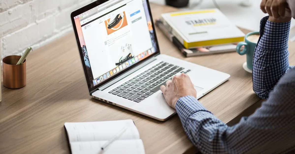 découvrez des astuces et outils pour améliorer votre productivité digitale et optimiser votre gestion du temps au quotidien.