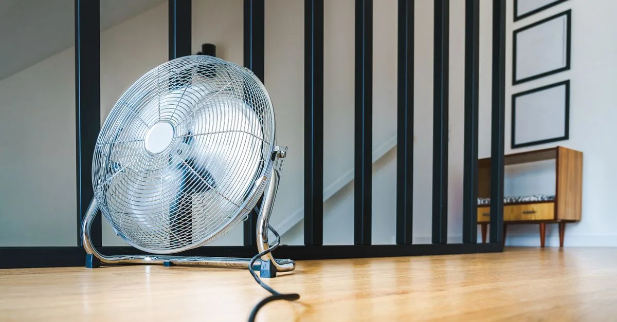 découvrez comment optimiser le débit d’air de la ventilation de votre salle de bains pour évacuer l’humidité, limiter les moisissures et préserver un air sain.